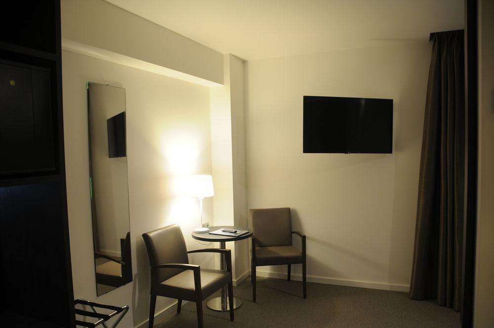 Tower 4*